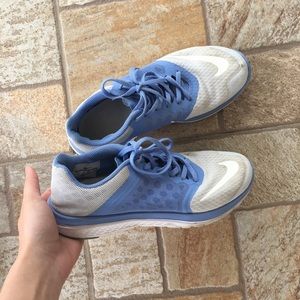 Nike Periwinkle Running Shoes